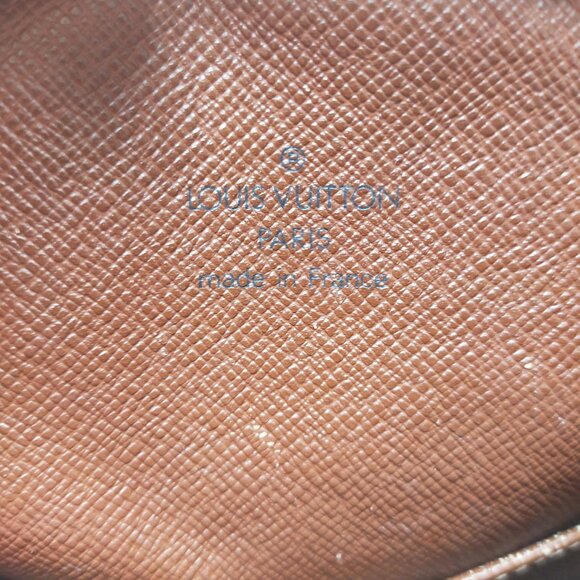 Authentic Louis Vuitton Amazon Monogram Crossbody LCMON204-112025 - Picture 8 of 9